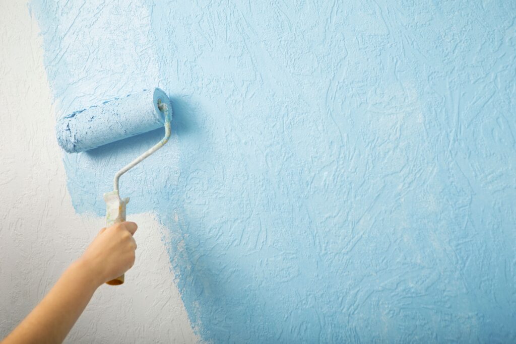 peinture murale bleue